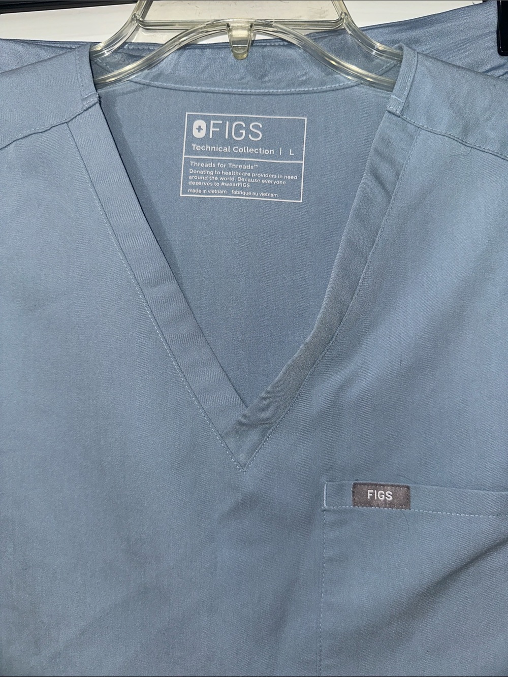 Figs V-Neck Scrub Set in Light Blue